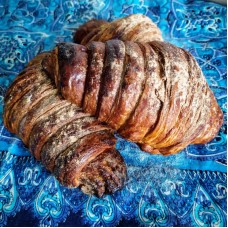 Croissant maslový škoricový 1ks (balené po 3ks)